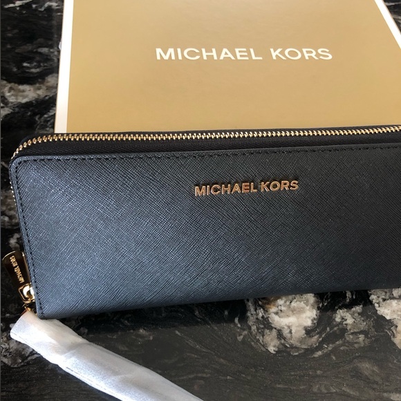 Michael kors jet set travel wallet - Picture 2 of 4